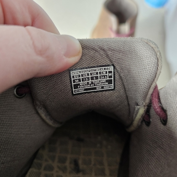 KEEN East Side Bootie - Picture 6 of 7